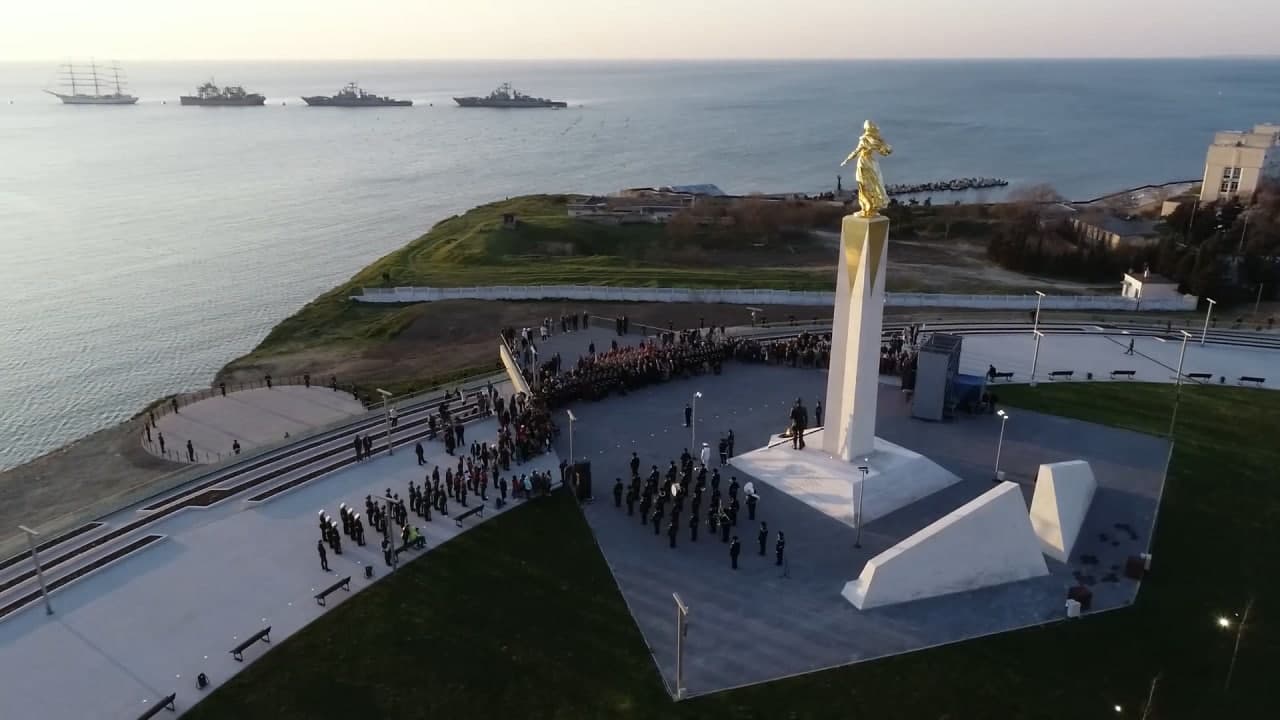 Севастополь набережная напротив Херсонеса